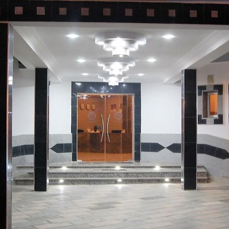 Hotel R & K Guest Palace Kano Exterior foto
